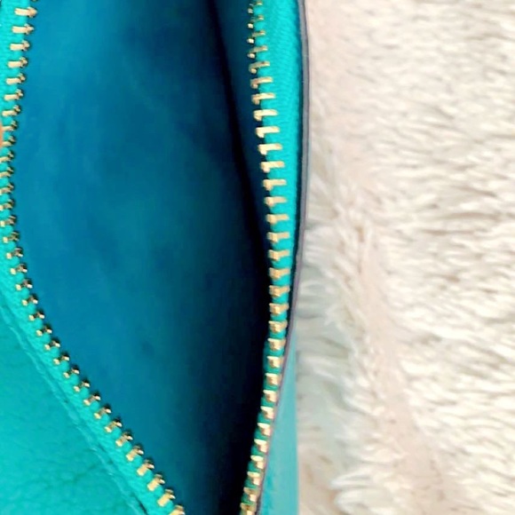 Bags - Picture 2 of 5